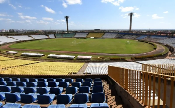 Estádio Albertão passa por revitalização e ganhará novo gramado após o Piauiense