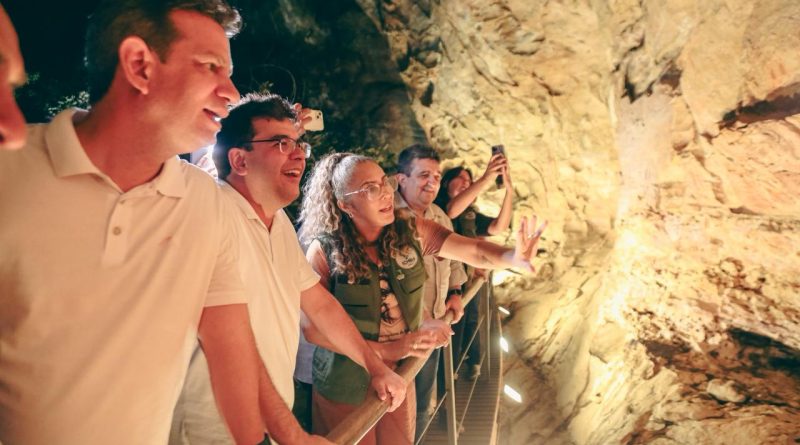 Niéde Guidon é homenageada com totem na Serra da Capivara e Rafael Fonteles destaca importância da arqueóloga para o Piauí