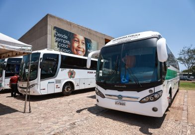 Justiça Itinerante oferece serviços gratuitos à população em Teresina durante a Semana do Consumidor