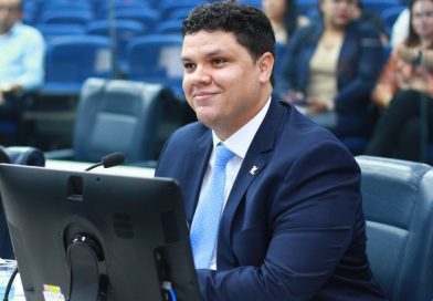 Vereador pede esclarecimentos sobre fiscalização por câmeras na Avenida Rui Barbosa