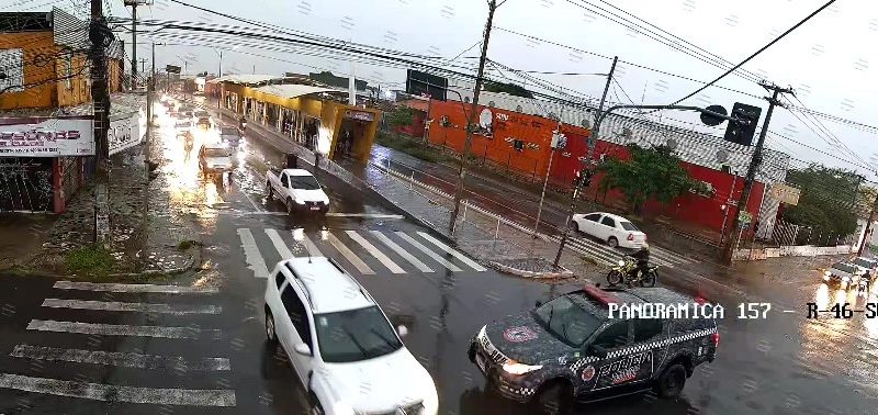 Suspeitos são presos minutos após furto de carro graças a sistema de câmeras inteligentes em Teresina
