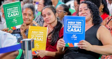 Casa Legal: Governo do Piauí entrega mais de 600 registros de imóveis a moradores da zona sul de Teresina nesta segunda (15)