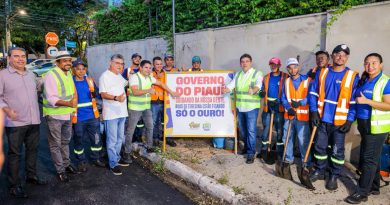 Rafael Fonteles vistoria novo asfalto na zona leste de Teresina; Governo investe R$ 6 milhões em cinco ruas da região