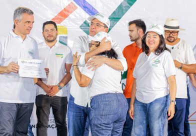 Comunidades da zona norte de Teresina recebem quase mil registros de imóveis e R$ 7 milhões em obras do OPA