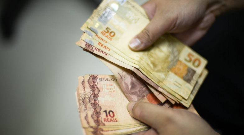 Trabalhadores começam a receber nesta quinta-feira valores esquecidos do fundo PIS/Pasep
