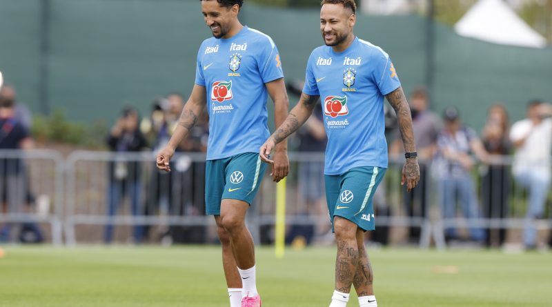 Neymar treina normalmente e Brasil intensifica preparação para duelo decisivo contra a Escócia