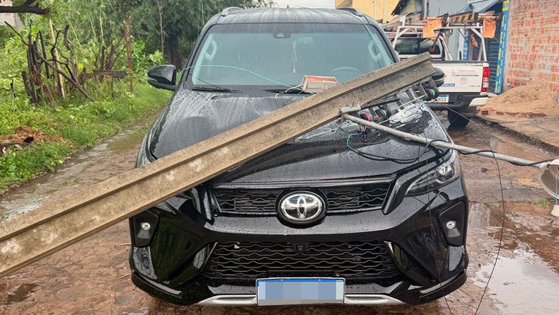 Temporal com ventos fortes causa destruição em Piracuruca; Defesa Civil aponta ocorrência de microburst
