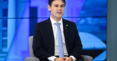 Severo Eulálio garante convocação de todos os aprovados no concurso da Alepi e prevê novas nomeações neste mês
