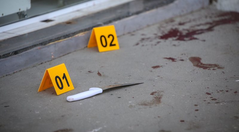 Brasil bate recorde de feminicídios em 2025, com quatro mulheres assassinadas por dia