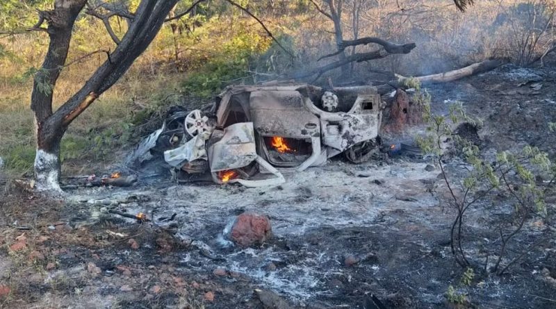 Adolescente de 14 anos morre após carro sair da pista na BR-135, no Sul do Piauí