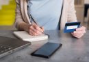 Educação financeira ajuda jovens a usar o cartão de crédito com responsabilidade