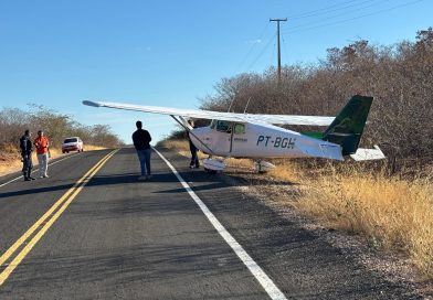 Avião monomotor faz pouso forçado em rodovia entre Jaicós e Campo Grande do Piauí após pane elétrica