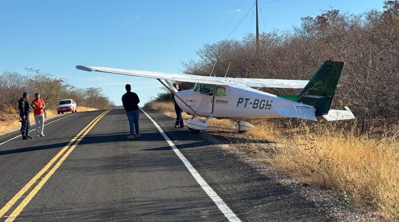 Avião monomotor faz pouso forçado em rodovia entre Jaicós e Campo Grande do Piauí após pane elétrica
