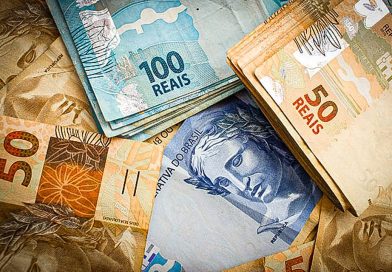 Juízes lideram ranking dos maiores salários do Brasil; médicos especialistas e diretores também estão no topo