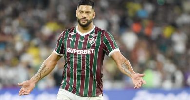 Hulk explica saída do Atlético-MG, rebate polêmica e diz que Galo “está no meu coração”