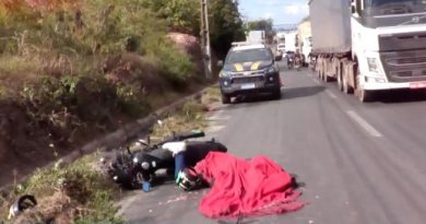 Homem morre atropelado por carreta após cair de moto na zona Sul de Teresina