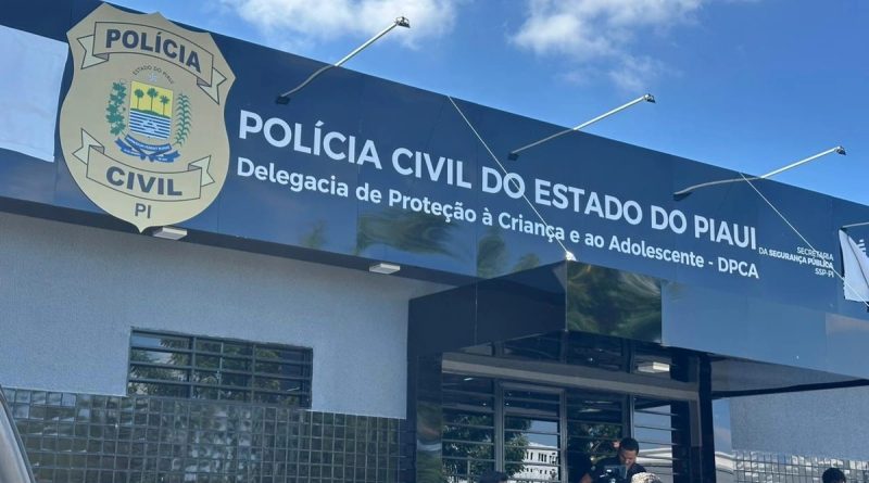 Professor de escolinha de futebol é preso por suspeita de exploração sexual de adolescente; polícia pede que outras vítimas denunciem
