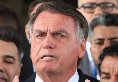 Nova ação da PF mira casa de Bolsonaro após questionamentos sobre paradeiro de armas