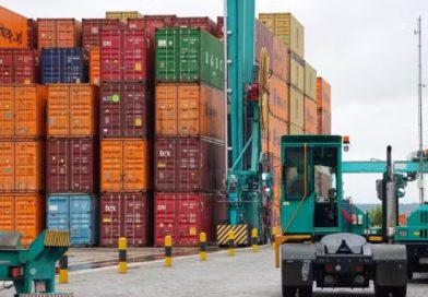Governo inicia reuniões com setores afetados por tarifa de 25% dos EUA sobre produtos brasileiros
