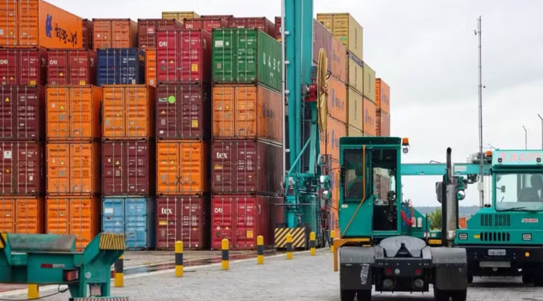 Governo inicia reuniões com setores afetados por tarifa de 25% dos EUA sobre produtos brasileiros