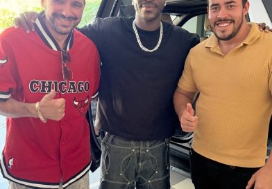 Vini Jr. desembarca em Goiânia para participar da inauguração da nova academia de Virginia Fonseca