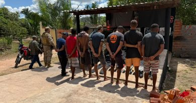 Operação prende oito suspeitos de participação em execução de homem dentro de casa em José de Freitas