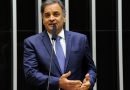 Aécio Neves anuncia candidatura ao Senado por Minas Gerais