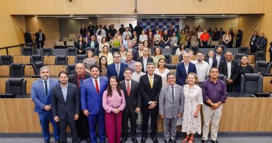 Severo Eulálio destaca importância da Uespi durante sessão solene pelos 40 anos da instituição