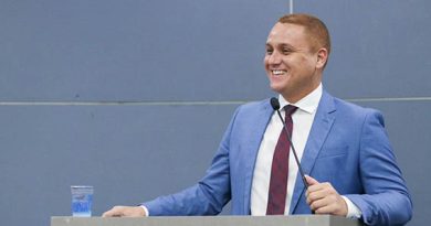 Venâncio destina R$ 200 mil à Semel para melhorias em espaços de prática esportiva e retira proposta de interdição diária