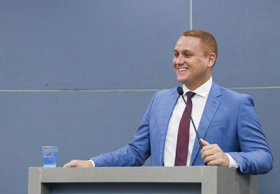 Venâncio destina R$ 200 mil à Semel para melhorias em espaços de prática esportiva e retira proposta de interdição diária