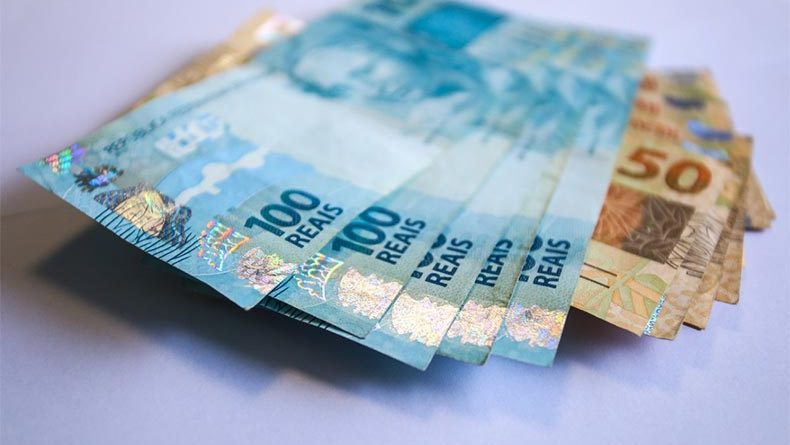 Poupança tem retirada de R$ 7,15 bilhões em julho, maior saída para o mês desde 2022