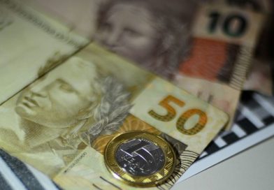 Polícia descobre gráfica clandestina de dinheiro falso durante operação
