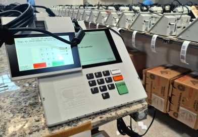 TRE-PI inicia testes de novas urnas eletrônicas para as Eleições 2026