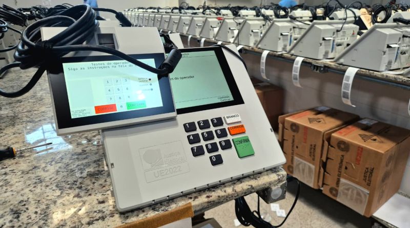 TRE-PI inicia testes de novas urnas eletrônicas para as Eleições 2026