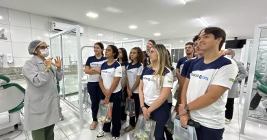 Visita guiada: UNI-CET recebe alunos da Escola Equação Certa em tarde de imersão acadêmica e profissional
