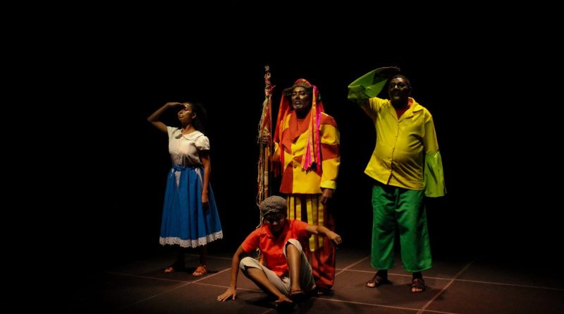 Floriano vira palco nacional do teatro com presença de grupos e produções do Brasil