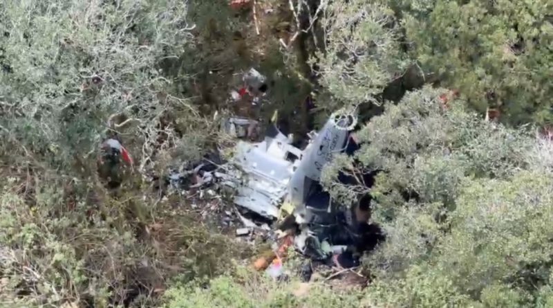 Caixa-preta pode ajudar a esclarecer queda de helicóptero que matou cantor Rick