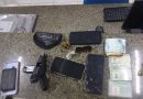 Abordagem a carro termina com apreensão de pistola e drogas no litoral do Piauí