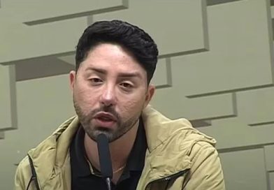 Rico Melquiades é alvo de investigação do MPE após vídeo com ameaça a funcionárias