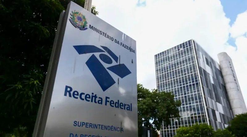 Leilão da Receita Federal tem veículos, eletrônicos e equipamentos; veja como participa