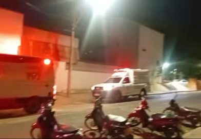Jovem é baleado após sair de evento e é levado às pressas para UPA