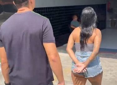 Mulher é presa por suspeita de tráfico de drogas em Parnaíba