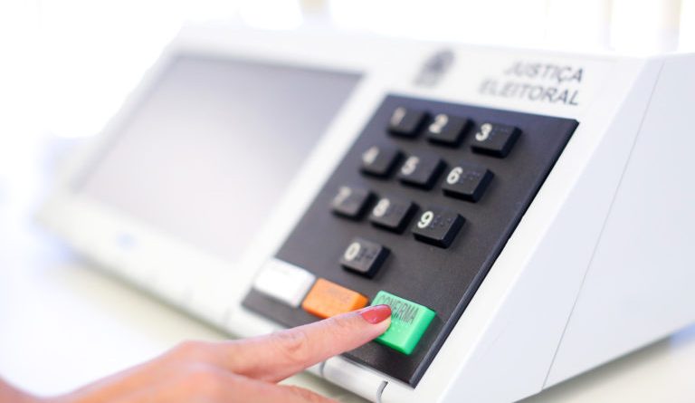Votação nas eleições de 2026 poderá ser usada como prova de vida para beneficiários do INSS