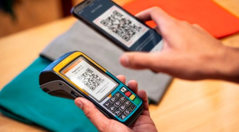 Golpe altera QR Code do Pix em lojas virtuais e desvia dinheiro de consumidores