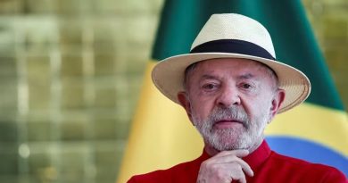 Lula lamenta adiamento da votação da PEC que acaba com escala 6×1 no Senado