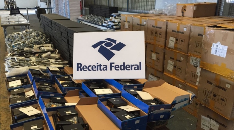 Receita Federal abre leilão com 411 lotes de veículos, eletrônicos e informática