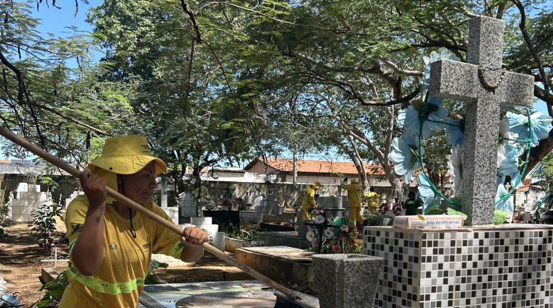 SDU Sudeste reforça limpeza em cemitérios para o Dia de Finados