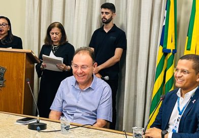 Novos conselheiros tomam posse e assumem missão de fortalecer educação em Teresina