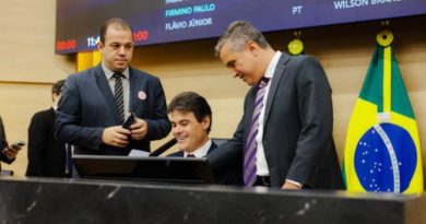 Alepi aprova cessão de prédio histórico para abrigar ambulantes no Centro de Teresina
