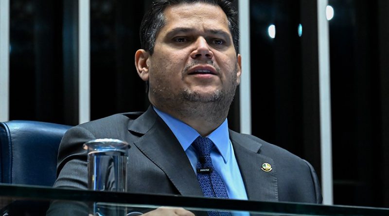 Fim da escala 6×1: Senado promulga PEC nesta sexta e prevê jornada de 40 horas semanais